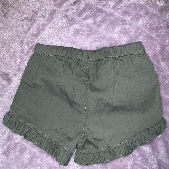 Girls short. Size 6 NWT - Picture 2 of 2